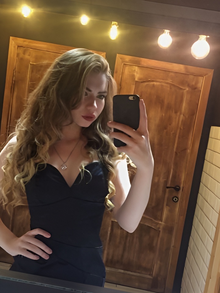 Фрида привлекальеная девушка из Набережных Челнов цена от 5000 руб