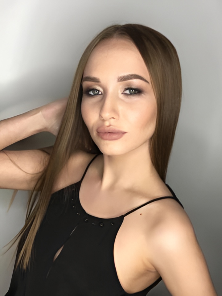 Карина привлекальеная девушка из Набережных Челнов цена от 3000 руб