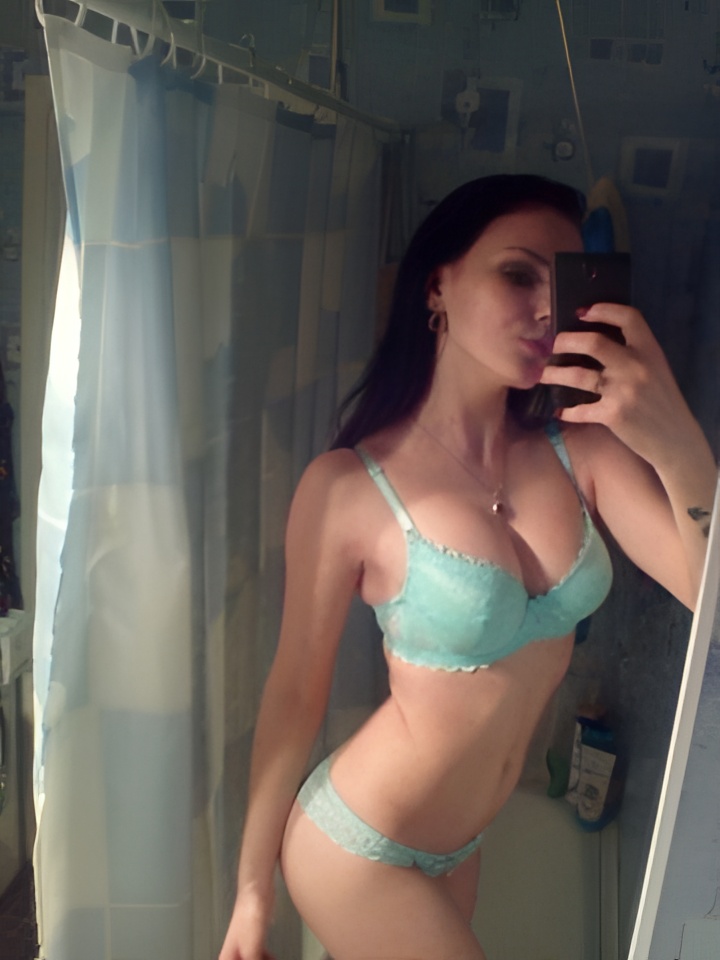 Виргиния привлекальеная девушка из Набережных Челнов цена от 2500 руб