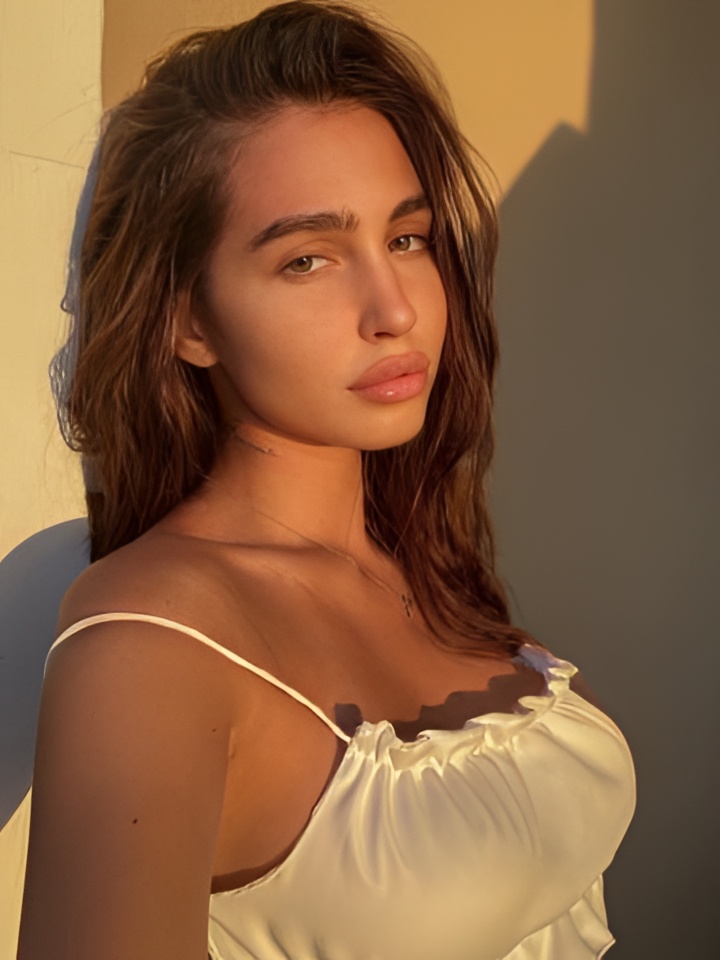 Индивидуалка Жасмин, доступна для личного знакомства от 10000 руб