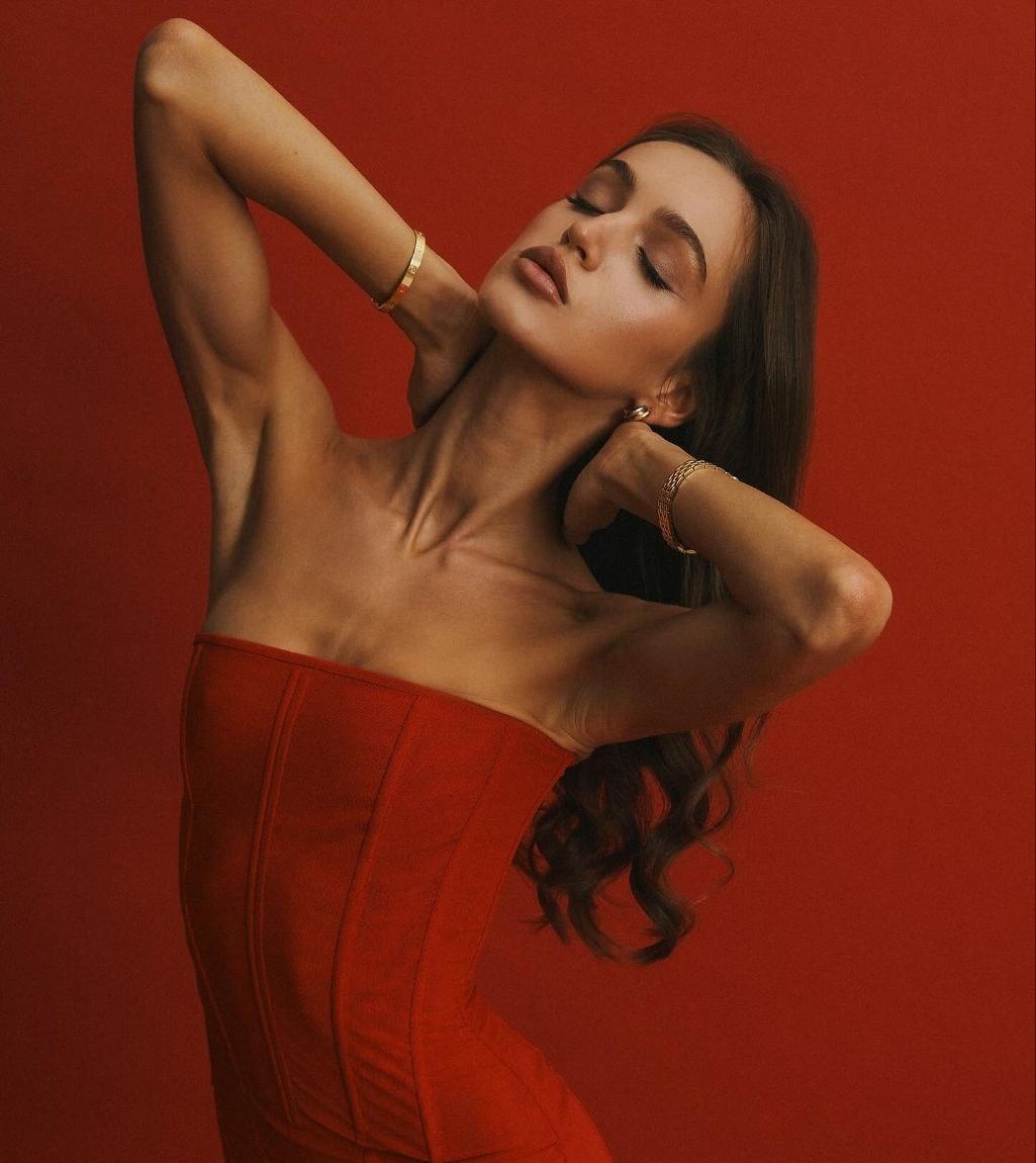 Индивидуалка Зара, доступна для личного знакомства от 5000 руб