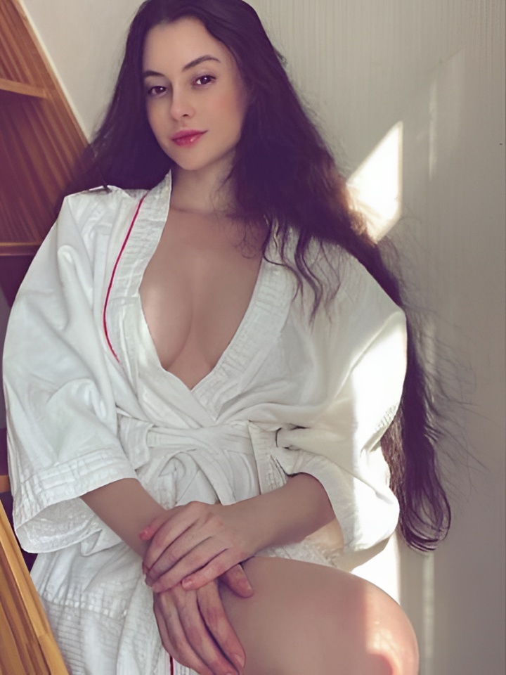 Индивидуалка Эмиля, доступна для личного знакомства от 2500 руб