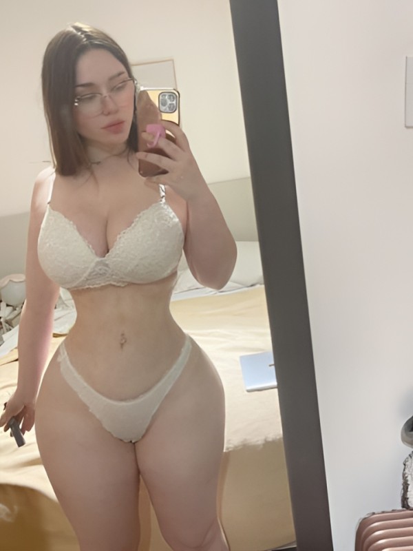 Стефания привлекательная девушка из Набережных Челнов цена от 10000 руб