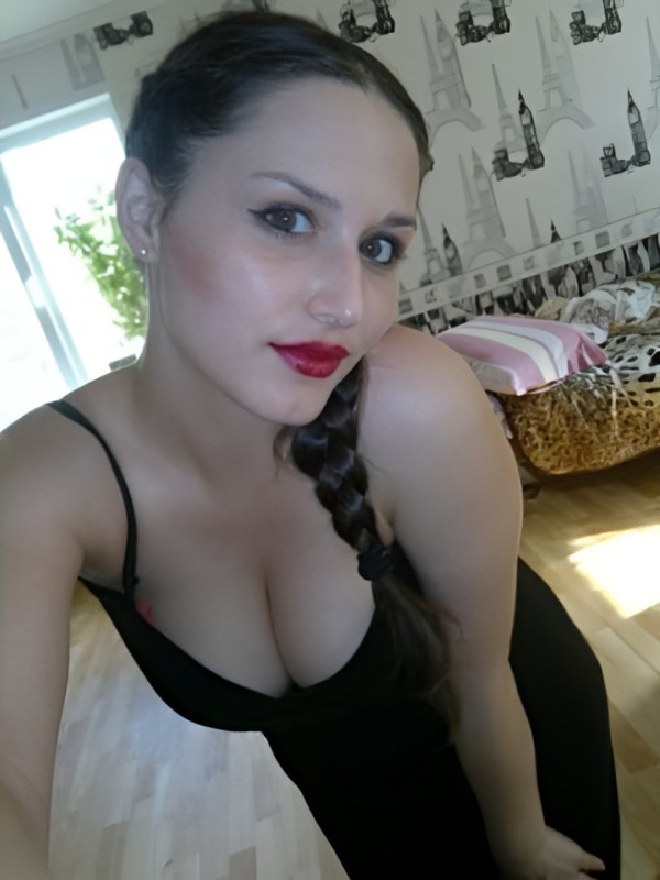 Стелла привлекательная девушка из Набережных Челнов цена от 3000 руб